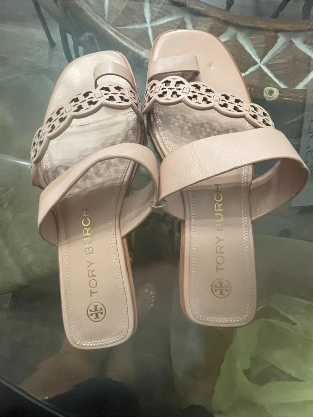 Tory Burch Tiny Miller Toe-Ring Slides size 10.5 in shell pink